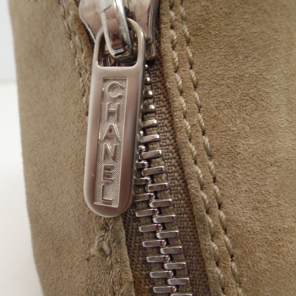 Chanel Double Zip Up Tan Suede Boots CC Logo on Toes and Silver Hardware Sz 8.5 - Picture 16 of 16